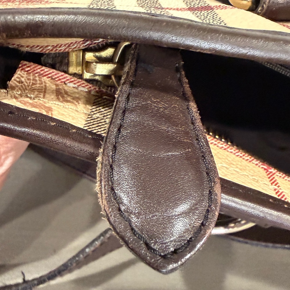 Burberry Beige Plaid Tote with Brown Leather Straps - Picture 12 of 13